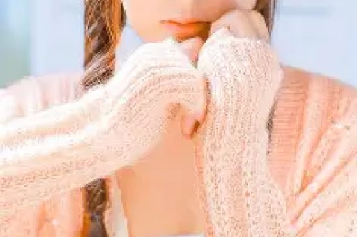 渣男汤普森被曝再度出轨 女友社媒怒斥其戏太足