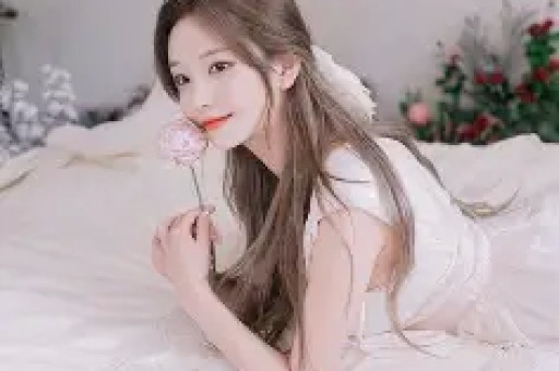 女子发连续剧式视频寻恩人：涉嫌造假 剧本炒作引争议