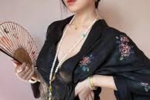 陪睡早过时！女星自曝被注射不明物内娱多深？