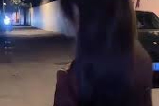 曝叶祖新恋情！带美女与友人聚餐拍打女友臀部很亲密早已同居