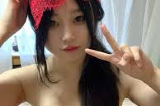 同样一家企业本想募资295亿！即发行价4元股看看市场疯狂炒作科技题材突然资本改口超募666亿