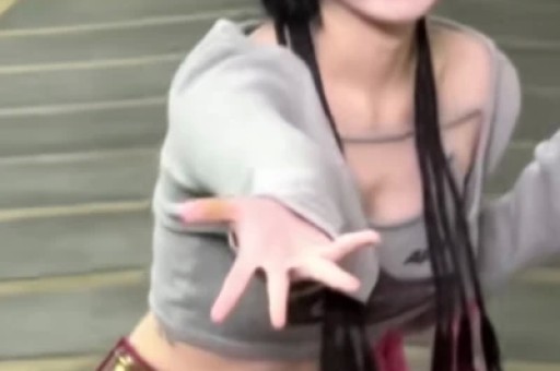 女教师婚内出轨师德何在？